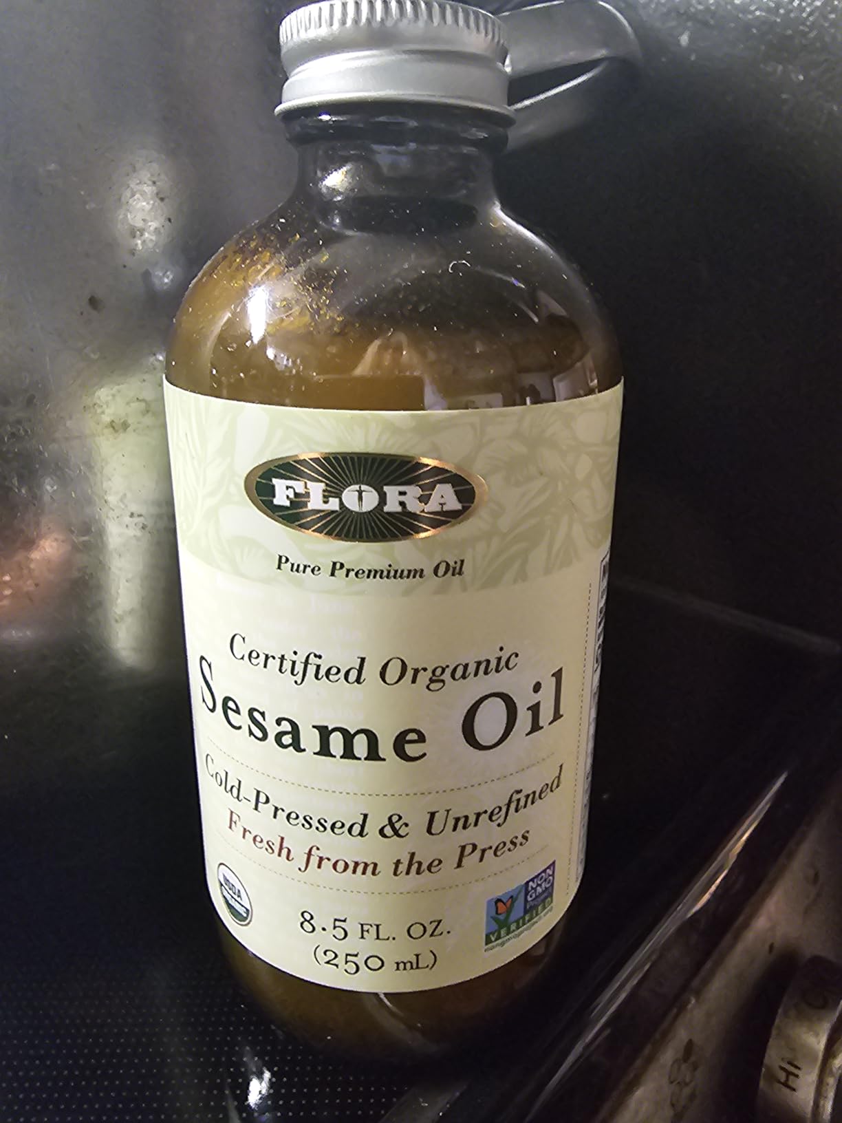 Flora - Certified Organic Sesame Oil - Cold-Pressed Cooking Oil with Essential Fatty Acids - Vegan, Kosher & Non-GMO - 8.5 fl. oz. Glass Bottle customer photo 1