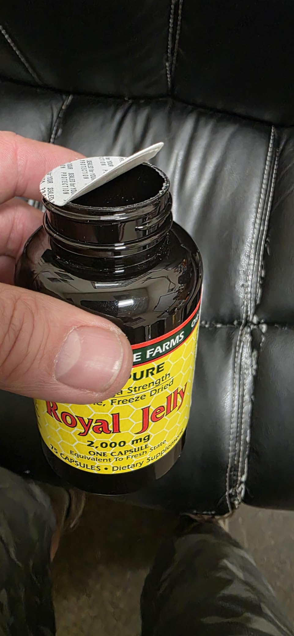 100% Pure Freeze Dried Fresh Royal Jelly - 2000 mg YS Eco Bee Farms 75 Caps customer photo 1