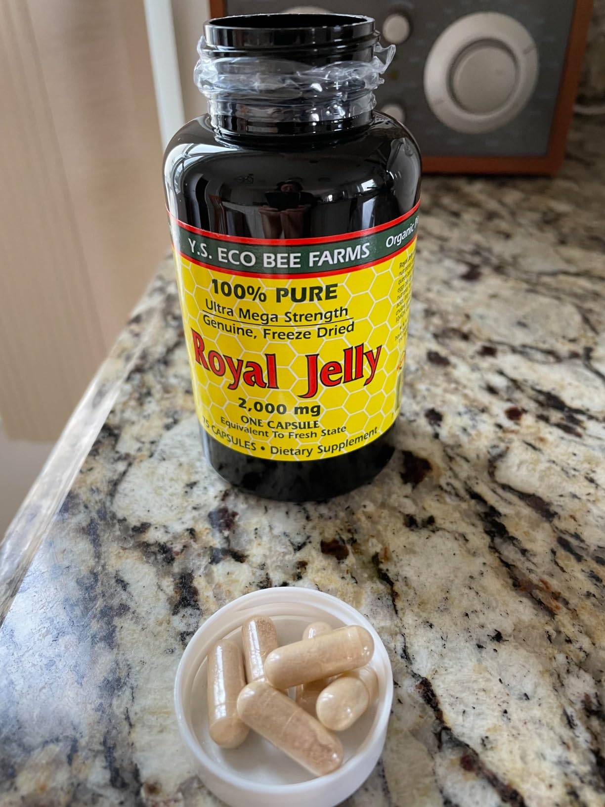 100% Pure Freeze Dried Fresh Royal Jelly - 2000 mg YS Eco Bee Farms 75 Caps customer photo 2