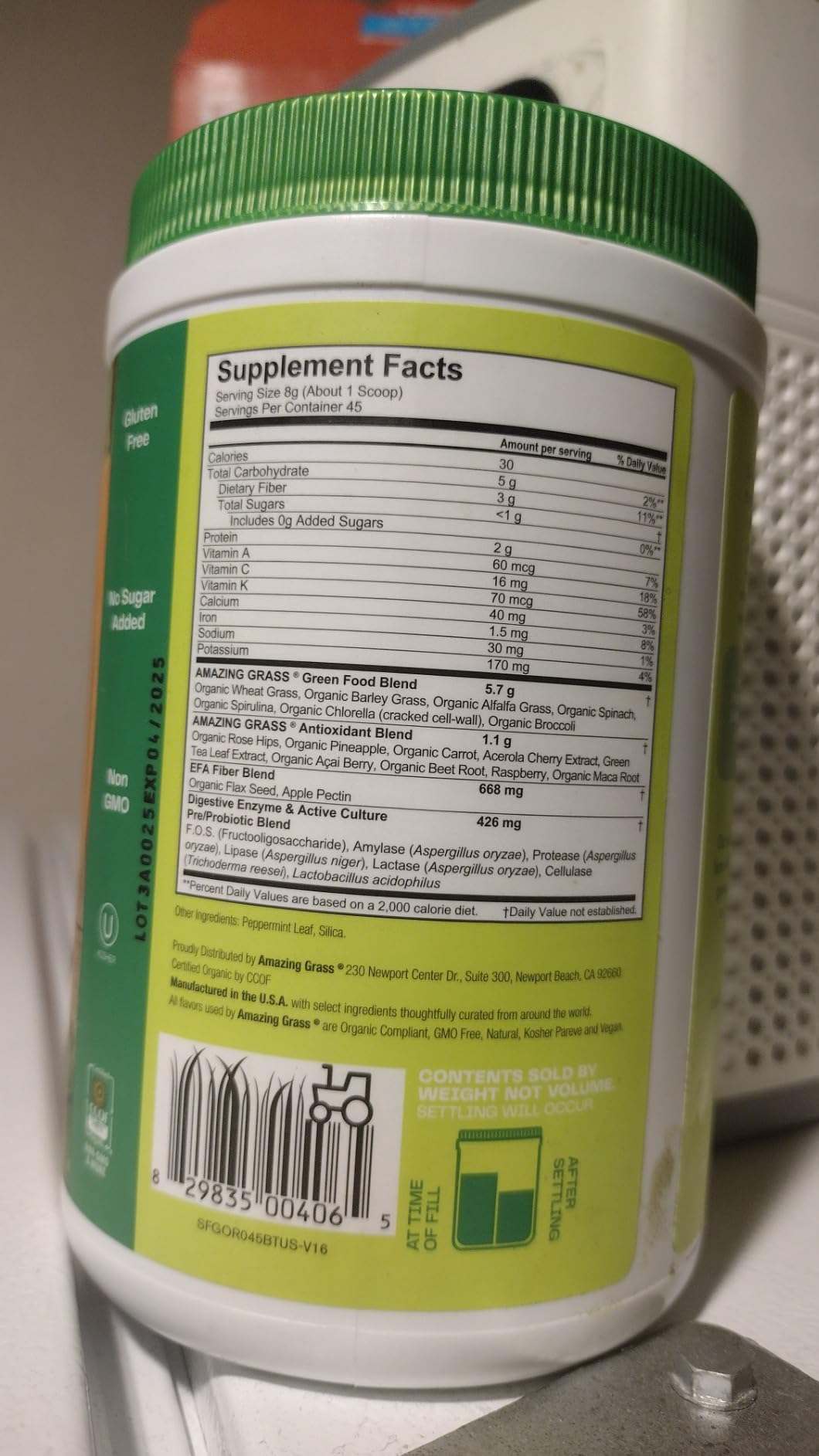 Amazing Grass Super Greens Capsules, Superfood, Greens Pills, Organic Spirulina, Chlorella, Beet Root Powder, Digestive Enzymes & Probiotics, Greens Supplement Capsules, 150 Count (Packaging May Vary) customer photo 1