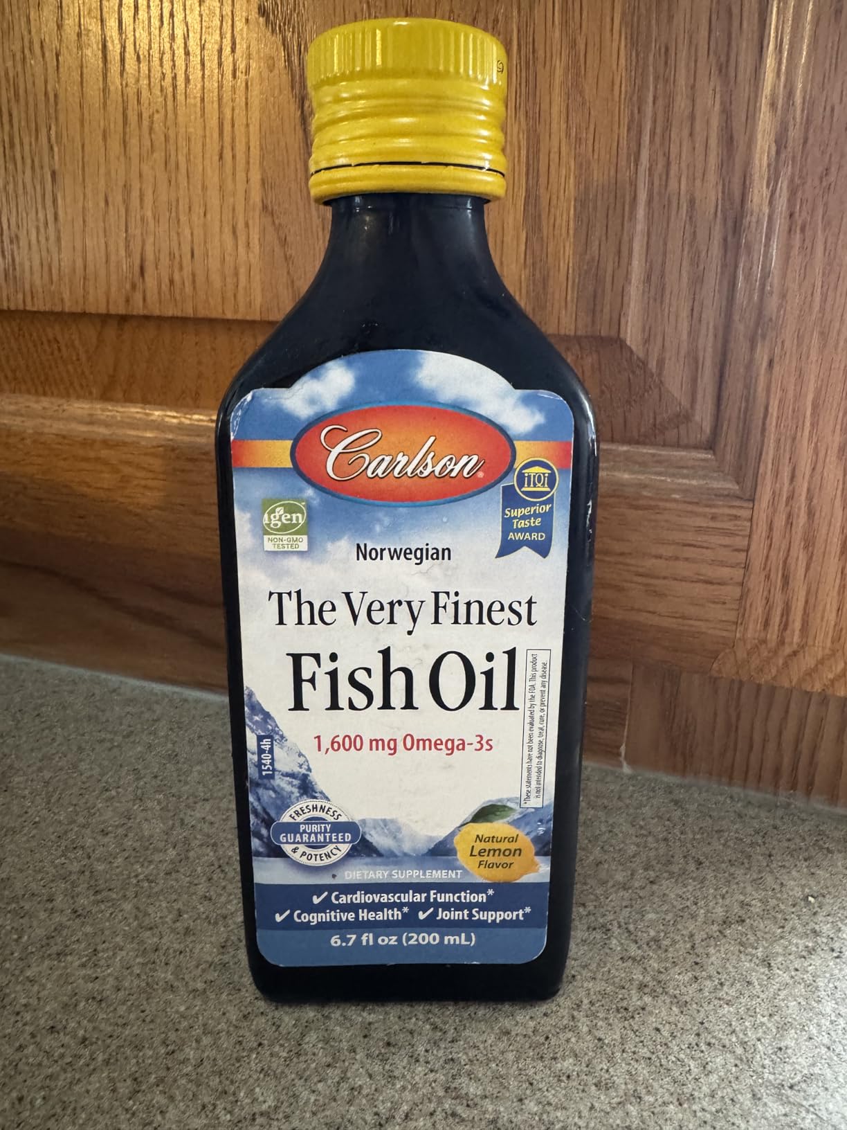 Carlson - The Very Finest Fish Oil, 1600 mg Omega-3s, Liquid Fish Oil Supplement, Norwegian Fish Oil, Wild-Caught, Sustainably Sourced Fish Oil Liquid, Lemon, 200ml, 6.7 Fl Oz customer photo 1