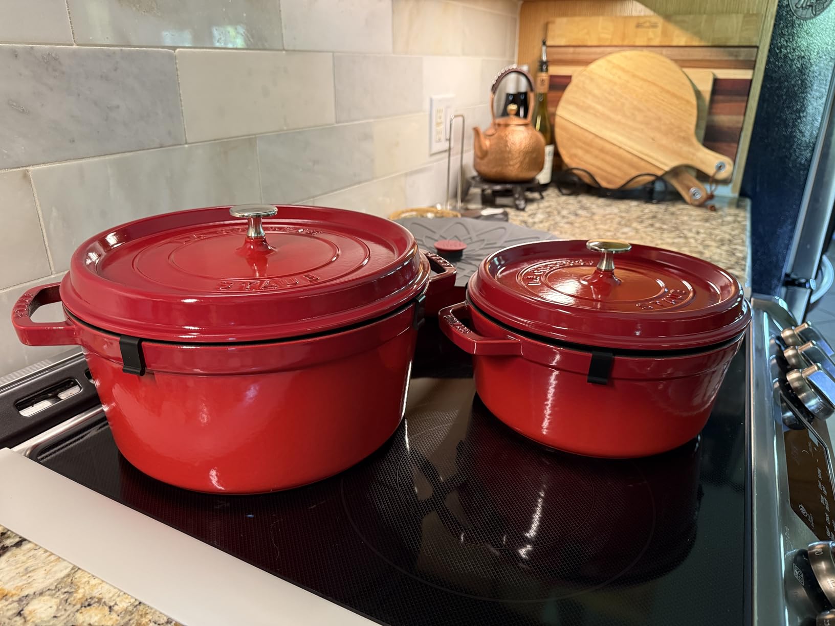 Staub Cast Iron Round Cocotte, 7-quart, Cherry customer photo 1