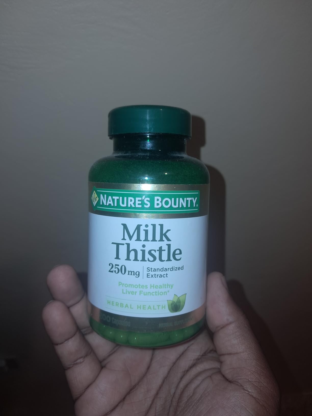 Nature's Bounty Milk Thistle Capsules, Traditionally Used for Liver Health, Herbal Supplement, 250 mg per Serving, 200 Count customer photo 1
