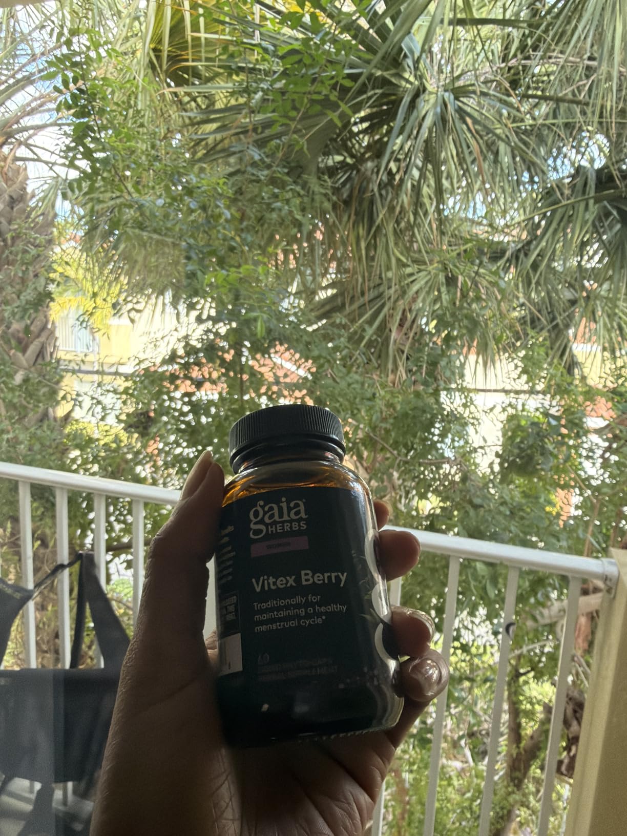Gaia Herbs Vitex Berry - 1000 mg Organic Chaste Tree - Traditionally Used to Support Hormone Balance for Women & a Healthy Menstrual Cycle - 60 Vegan Liquid Phyto-Caps customer photo 1