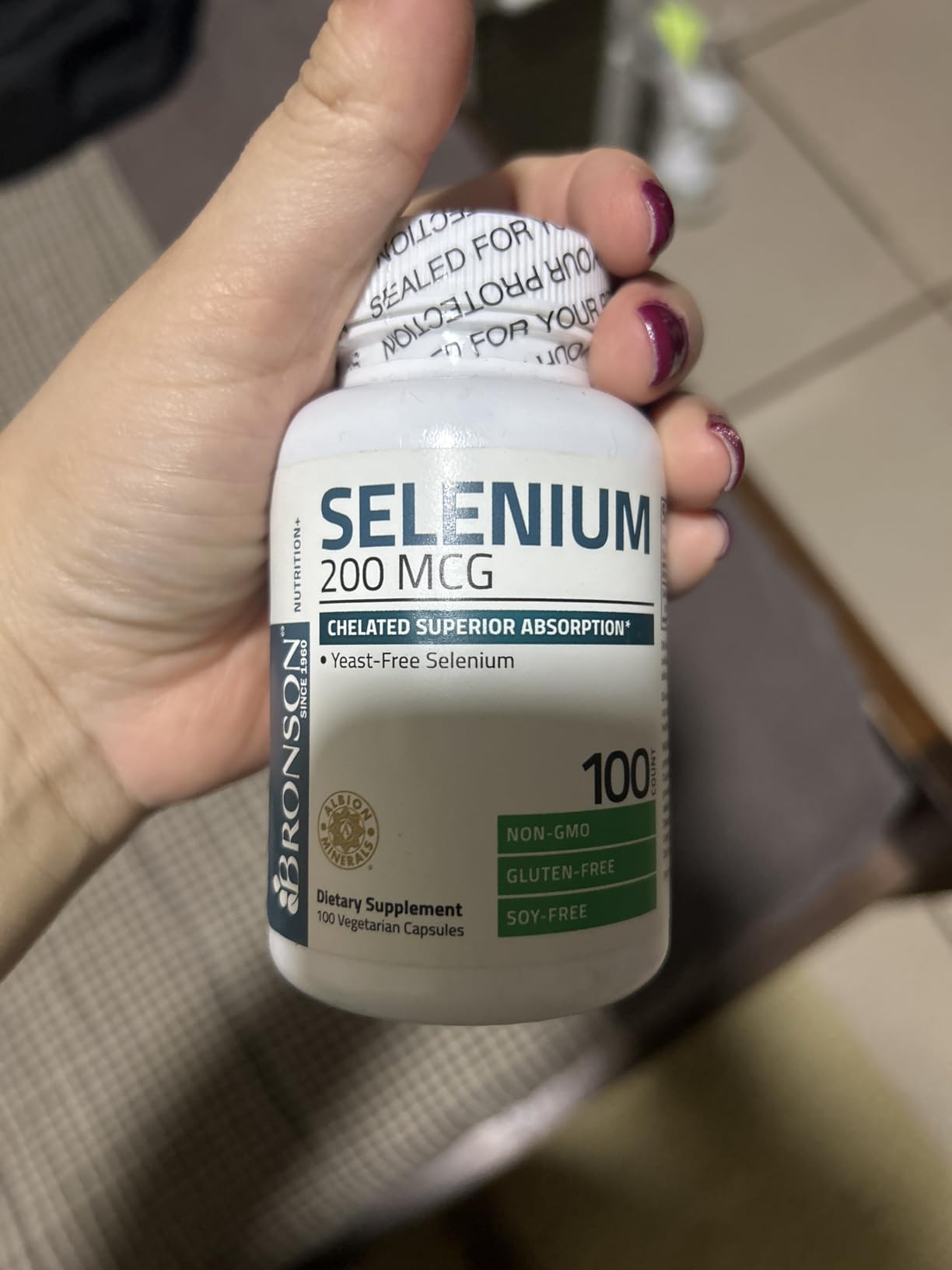 Bronson Selenium 200 mcg - Yeast Free Chelated Amino Acid Complex - Essential Trace Mineral with Superior Absorption, 250 Vegetarian Capsules customer photo 1
