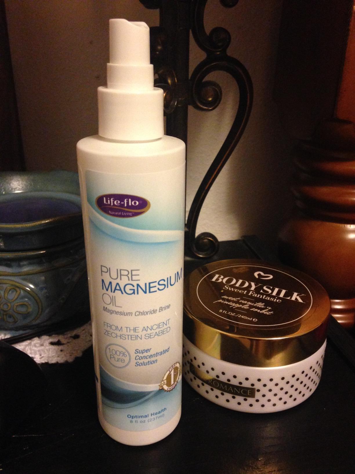 LIFE-FLO Magnesium Oil for Feet and Body - Topical Magnesium Spray Soothes Muscles, Joints When Massaged Into the Skin - Doubles as a Deodorant Spray or Bath Oil, Hypoallergenic, 8 Fl Oz customer photo 2