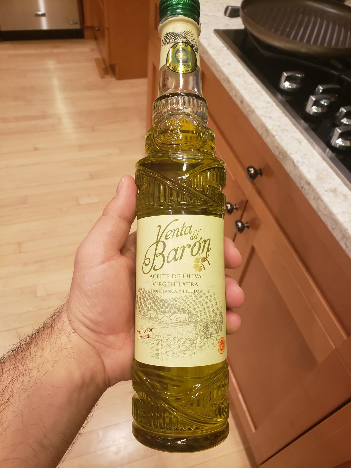 Venta del Barón - Voted The World's Best Olive Oil - Extra Virgin Cold Pressed - High in Polyphenols - 16.9 fl oz (500ml) Bottle customer photo 1
