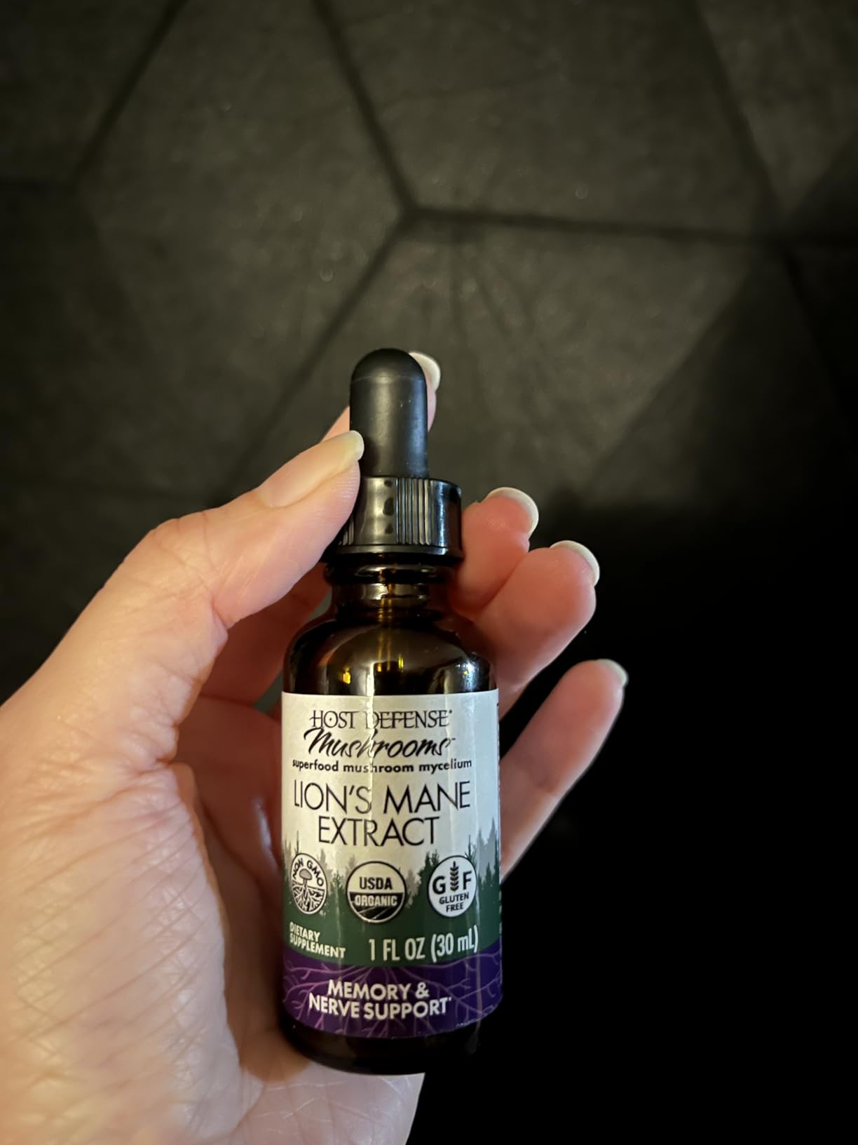 Host Defense Mushrooms Lion's Mane Extract - Lion's Mane Liquid Supplement for Brain Health - Mushroom Support for Focus & Memory Function - Immune & Nervous System Support - 2 fl oz (60 Servings) customer photo 1