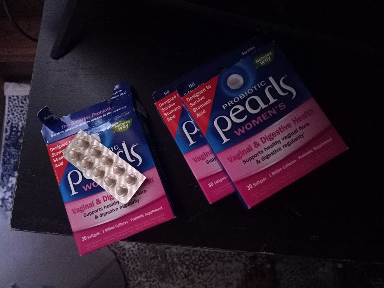 Nature's Way Probiotic Pearls Women's, Supports Vaginal and Digestive Health, 1 Billion Live Cultures, Protects Against Occasional Bloating & Constipation, Easy-to-Swallow Softgels, 30 Count customer photo 2