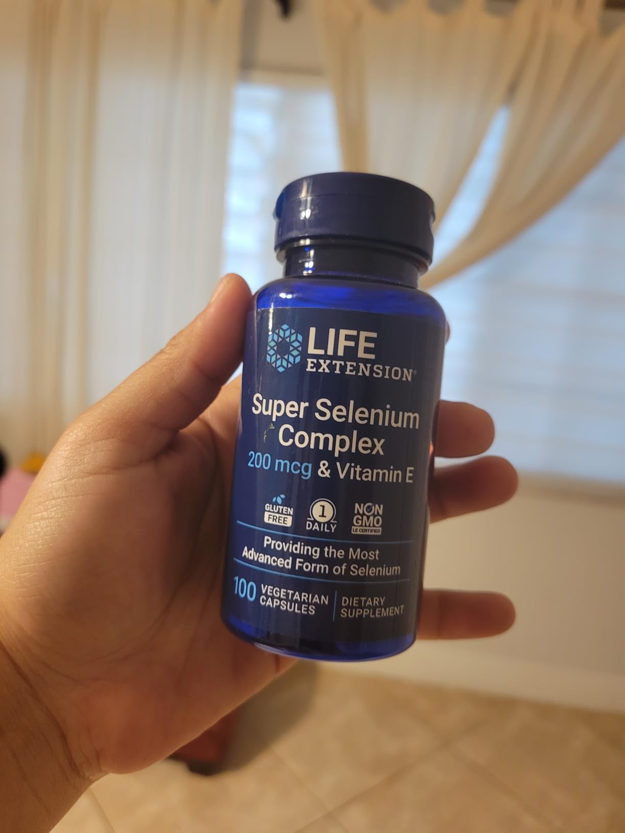 Life Extension Super Selenium Complex, 200 mcg - 3 Forms of Selenium, Vitamin E - Cellular Health & Longevity Support - Gluten-Free, Non-GMO, Vegetarian, 1 Daily - 100 Capsules customer photo 1