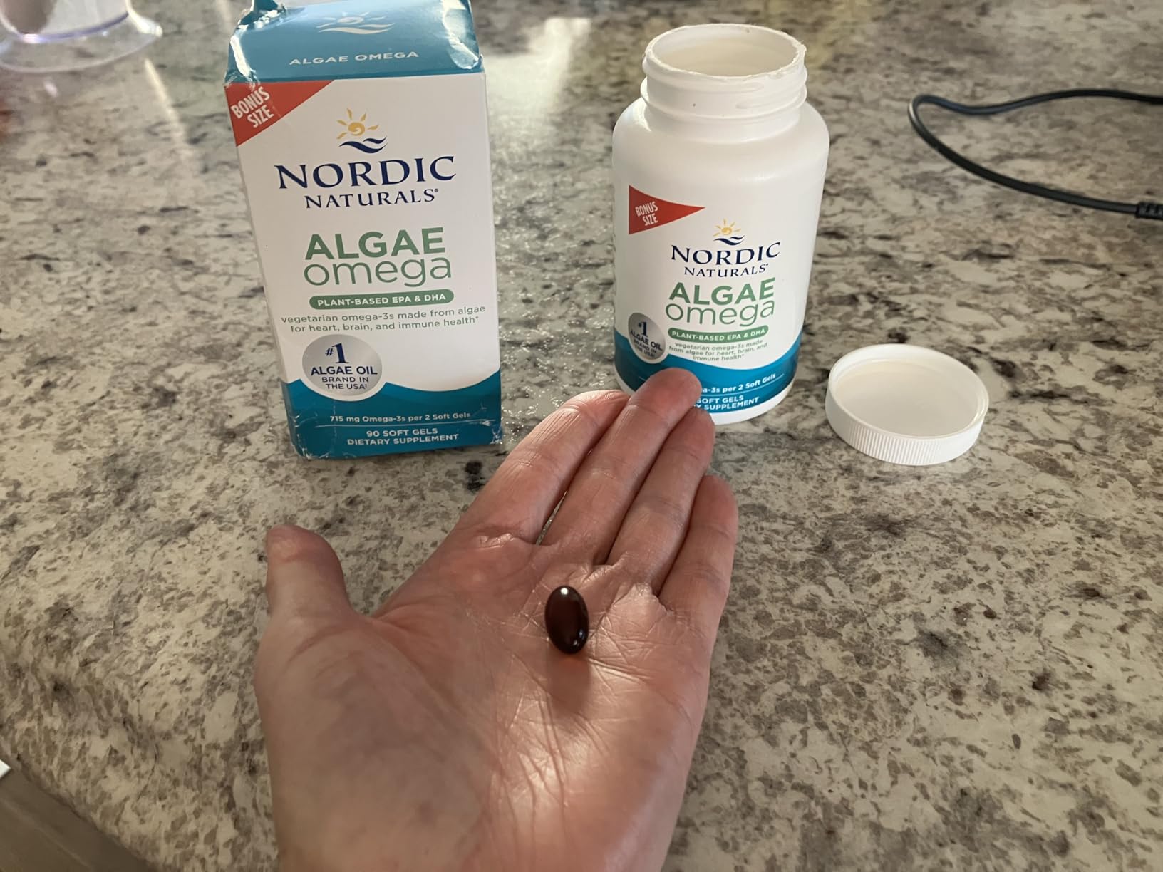 Nordic Naturals Algae Omega - 120 Soft Gels - 715 mg Omega-3 - Certified Vegan Algae Oil - Plant-Based EPA & DHA - Non-GMO customer photo 1