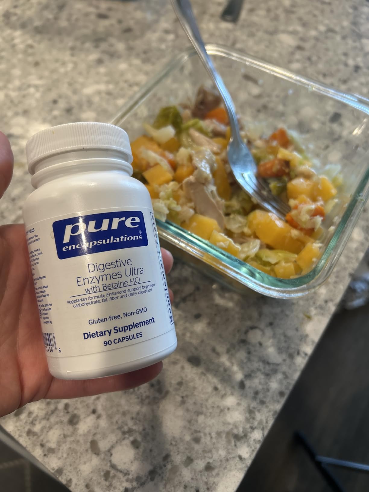 Pure Encapsulations Digestive Enzymes Ultra with Betaine HCl - Vegetarian Digestive Enzyme Supplement to Support Protein, Carb, Fiber, and Dairy Digestion* - 90 Capsules customer photo 1
