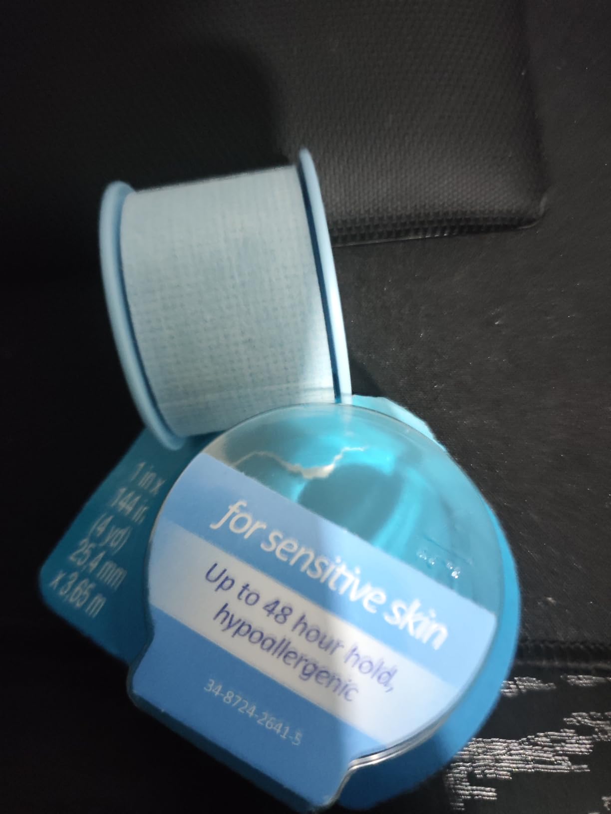 Nexcare Strong Yet Pain Free Tape, Tears Easily, For Sensitive Skin, 1 Roll customer photo 2