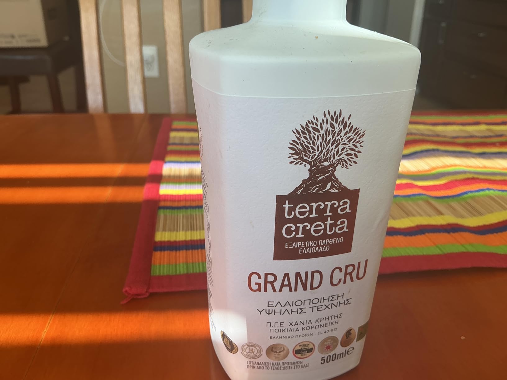 Terra Creta | Award Winning | Kolymvari Estates | 100% Pure Greek Olive Oil | Cold Extracted | Protective Designation of Origin | 3Ltr - (101.4 fl.oz) Tin customer photo 1