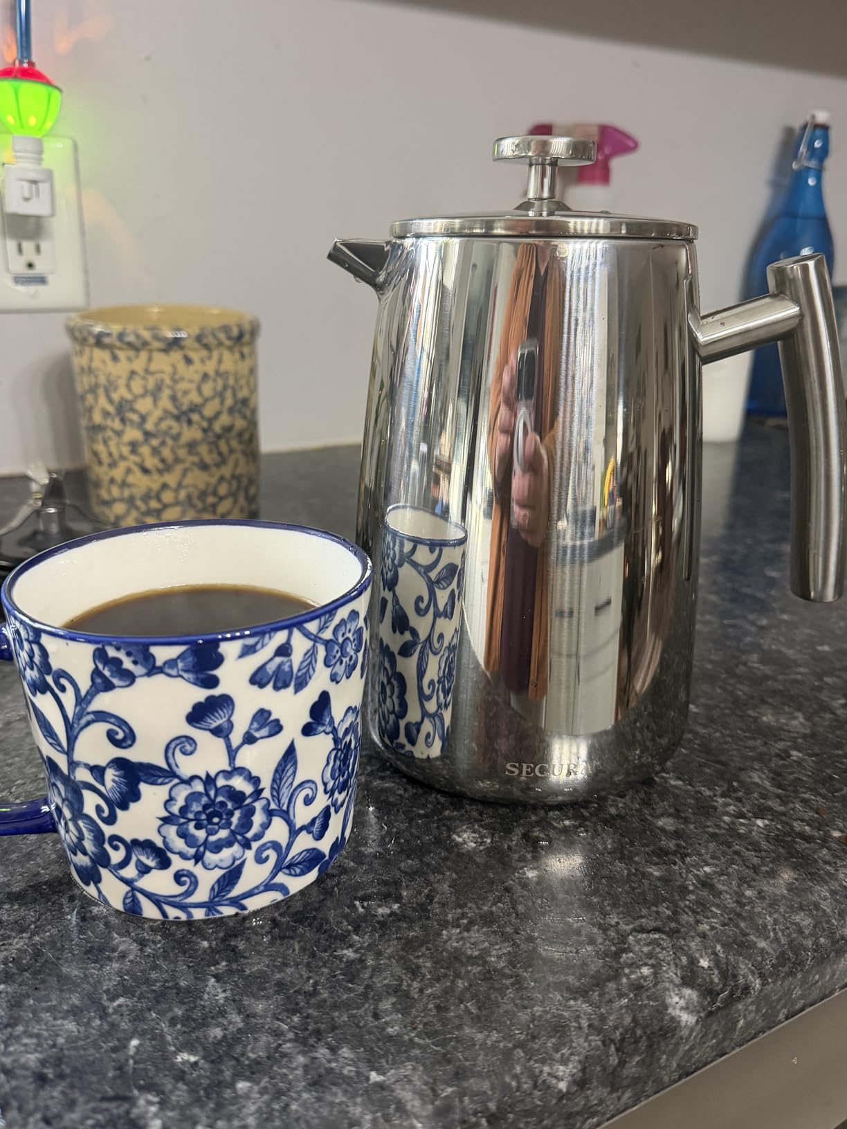Secura French Press Coffee Maker, 50-Ounce, 304 Stainless Steel Insulated Coffee Press with Extra Screen customer photo 1