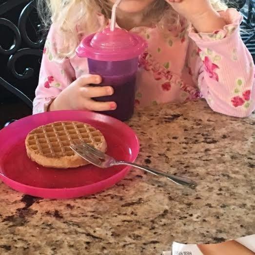 Country Farms Organic Super Greens Powder, 50 Organic Superfoods, Daily Greens Drink Mix with Fruits, Vegetables, Fiber, Probiotics & Mushrooms, Supports Energy, Gut Health & Digestion, Natural Flavor customer photo 2