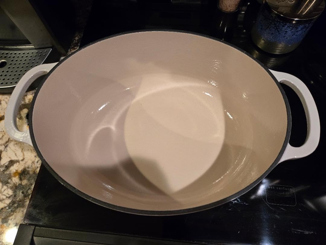 Lodge 7 Quart Enameled Cast Iron Oval Dutch Oven, Oyster White customer photo 2