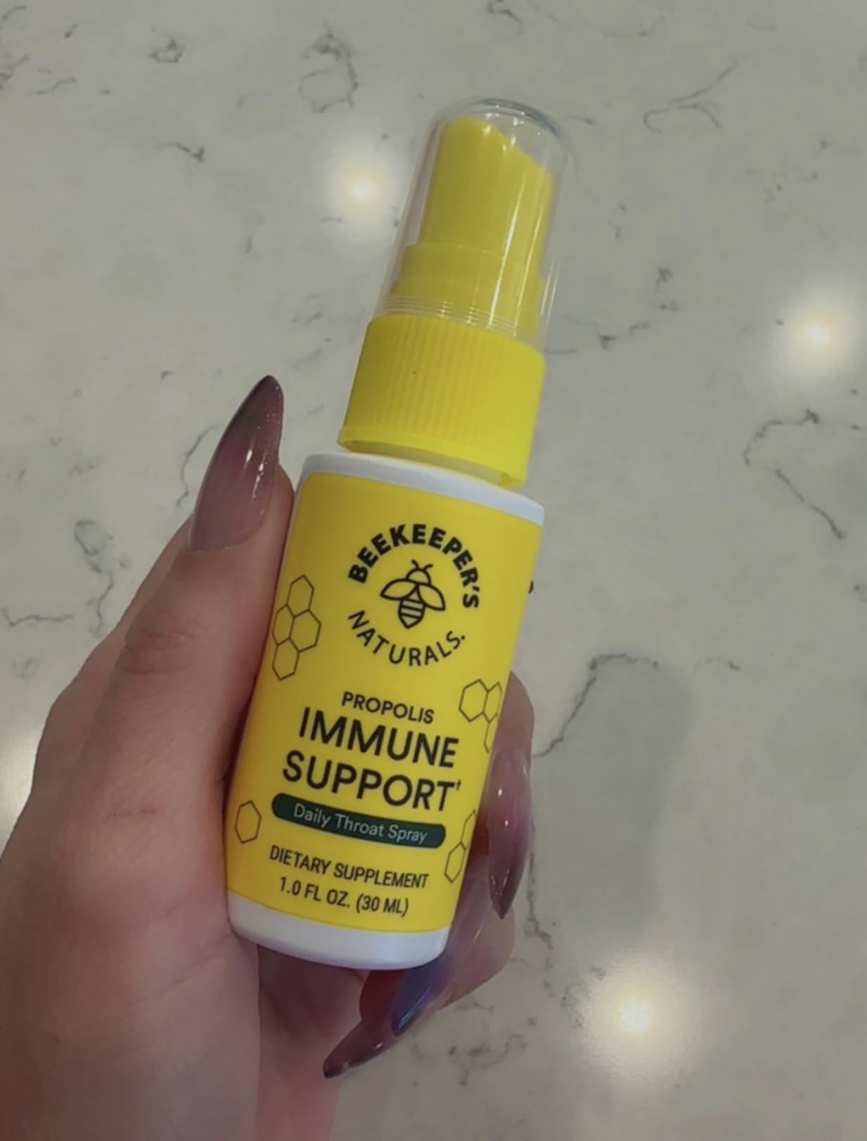 Propolis Throat Spray by Beekeeper's Naturals - 95% Bee Propolis Extract, Natural Immune Support & Sore Throat Relief - Antioxidants, Keto, Paleo, Gluten-Free customer photo 1
