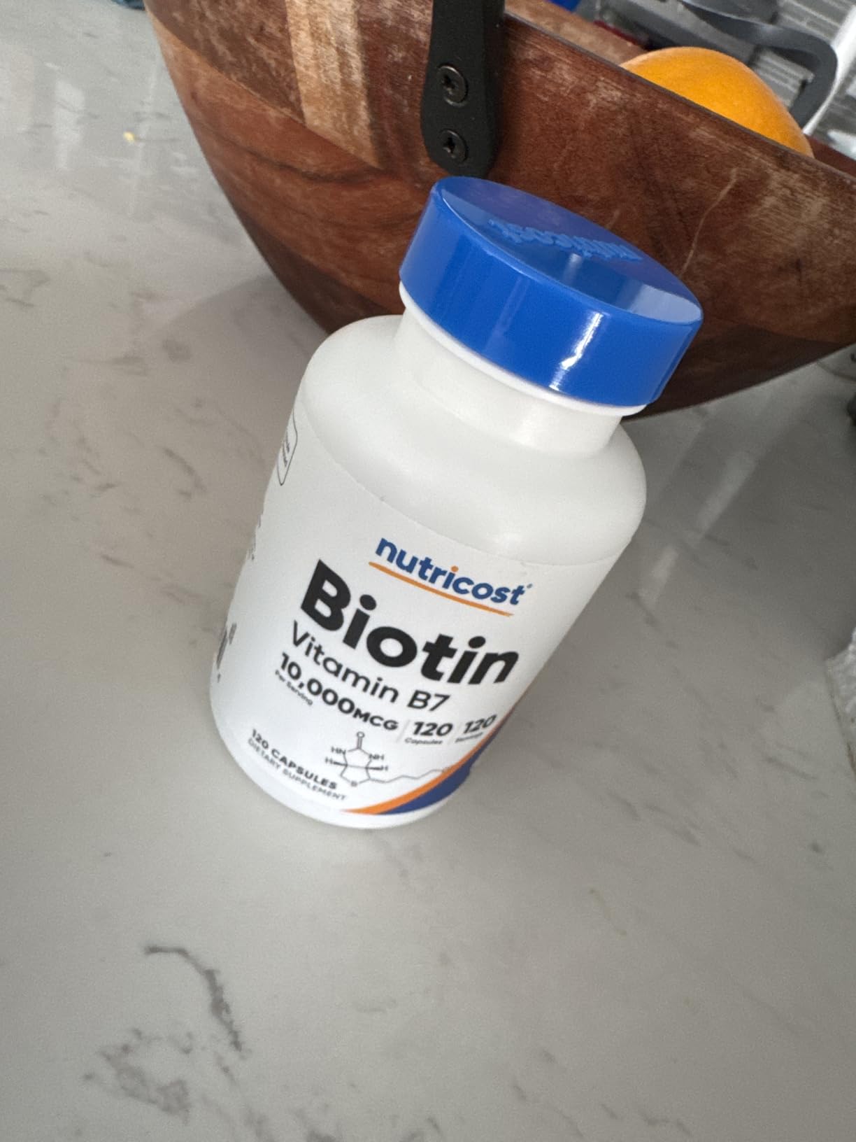 Nutricost Biotin (Vitamin B7) 10,000mcg (10mg) Vitamin Supplement, 240 Capsules - Vegetarian, Gluten Free, Quick Release, Non-GMO customer photo 1