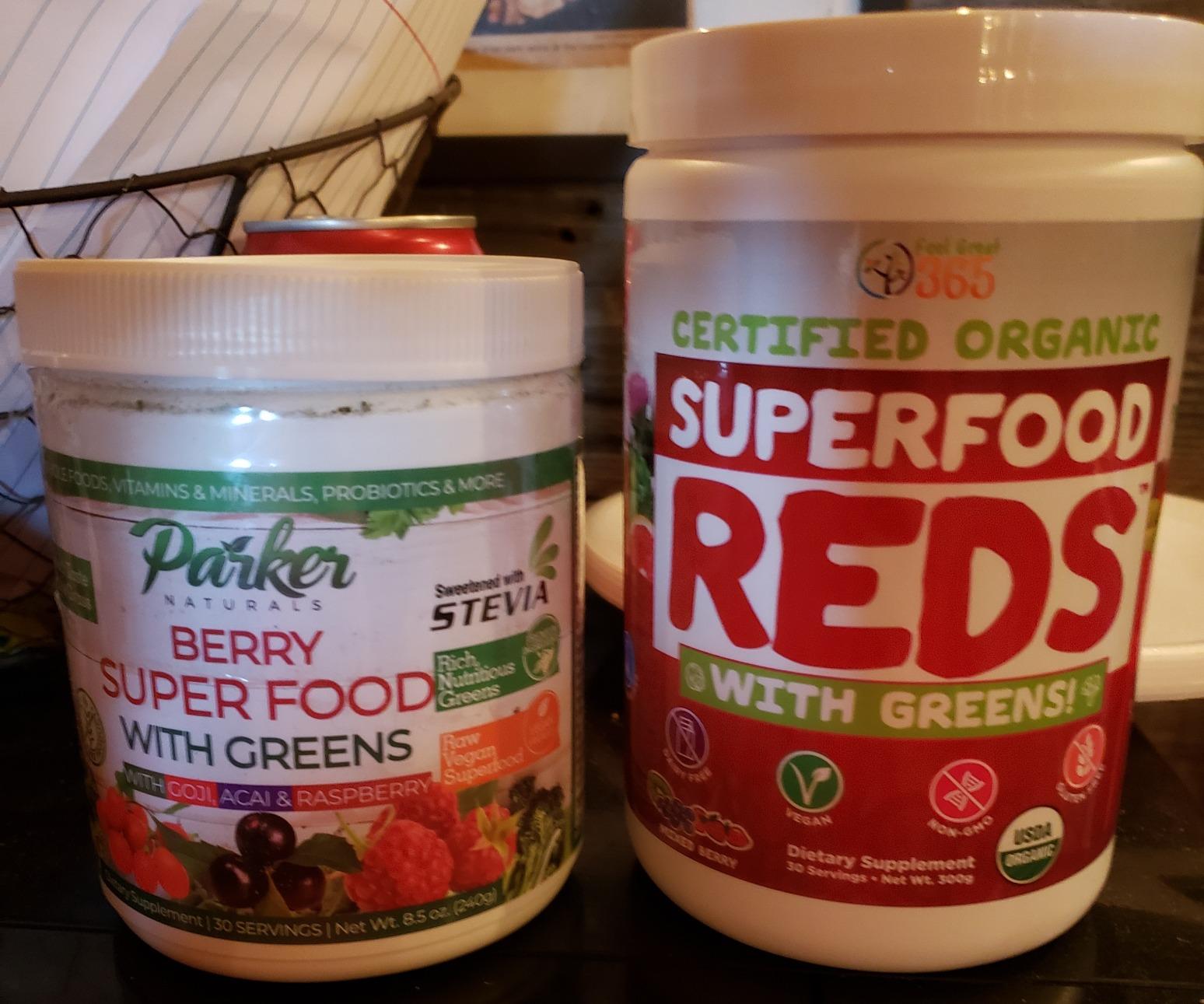 Feel Great Organic Superfood Reds Powder Packed with Beet Root Powder | Digestive Support Including Bloating Relief | Fruit and Veggie Polyphenols Supplement customer photo 1