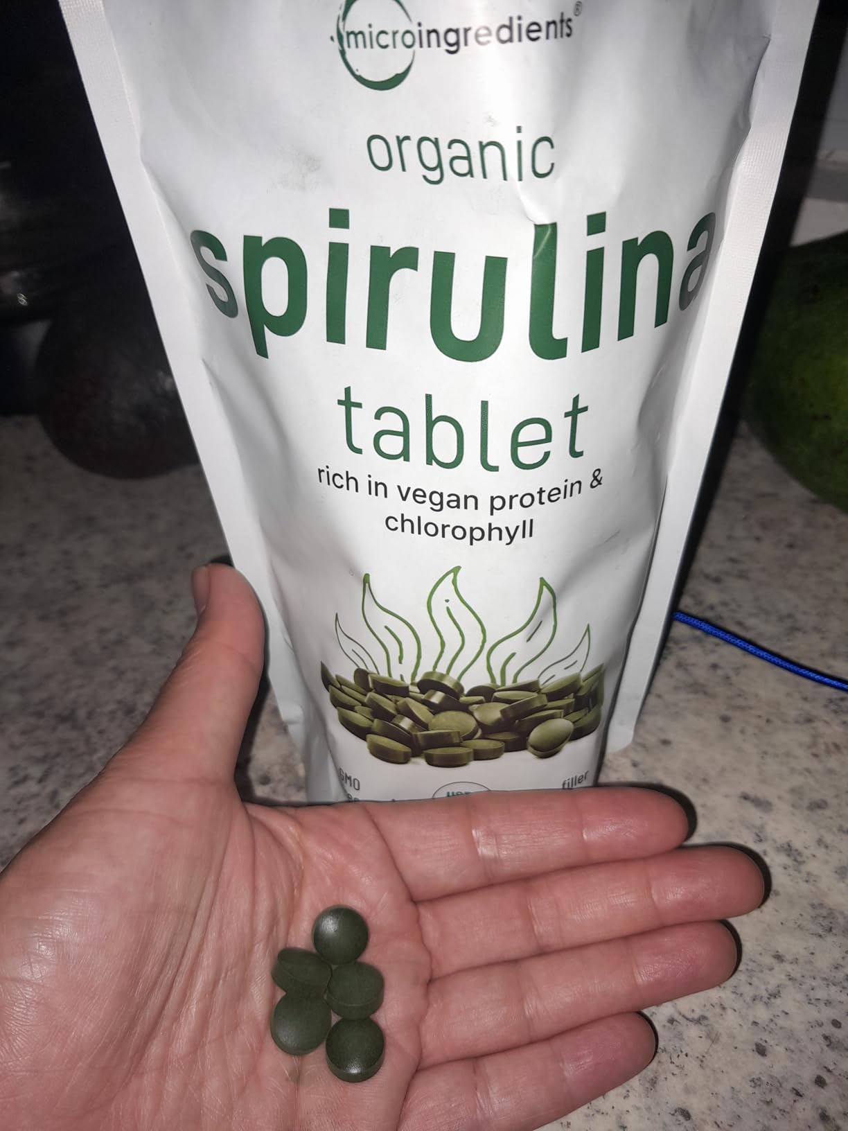 Micro Ingredients Organic Spirulina Supplement, 720 Tablets (4 Month Supply), No Filler & Non-GMO, Rich in Vegan Protein, Vitamins & Prebiotics, Premium Spirulina Pills customer photo 2