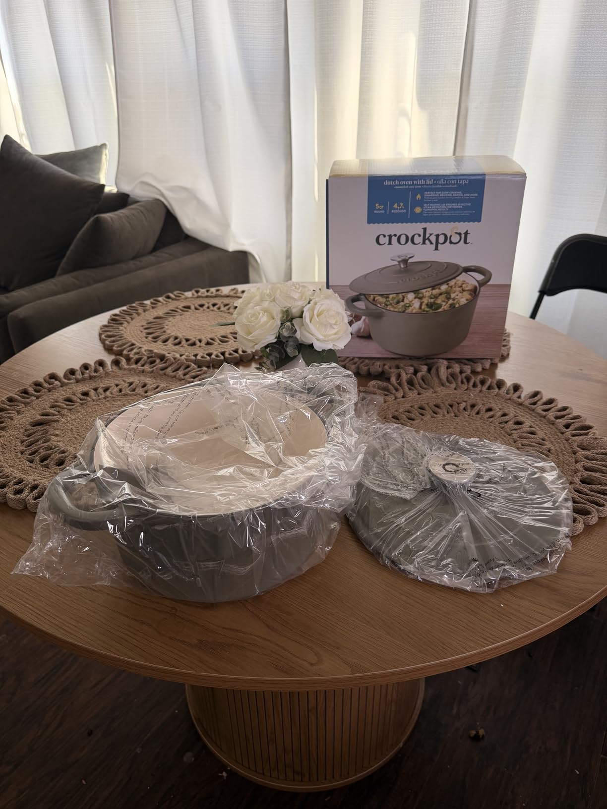 Crock-Pot Artisan 7-Quart Round Enameled Cast Iron Dutch Oven, Sapphire Blue customer photo 2