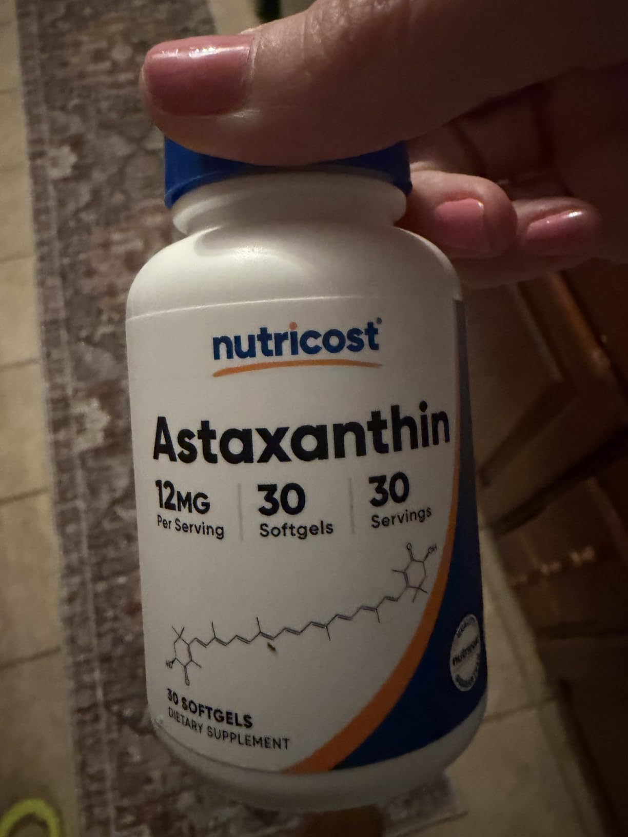 Nutricost Astaxanthin 12mg, 60 Softgels - Non-GMO and Gluten Free (2 Month Supply) customer photo 1
