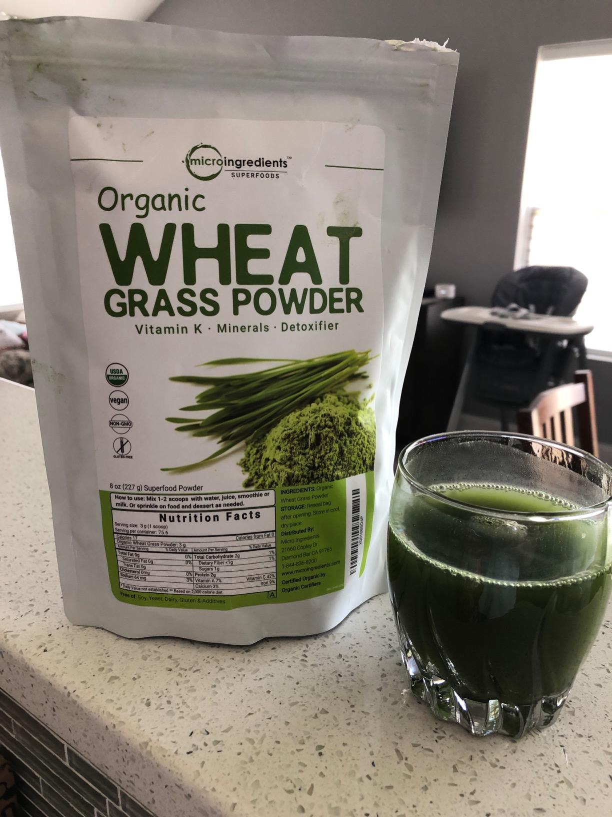 Sustainably US Grown, Organic Wheat Grass Powder (100% Whole-Leaf), 16 Ounce, Rich in Immune Vitamins, Fibers and Minerals, Support Digestion Function, Vegan Friendly customer photo 2