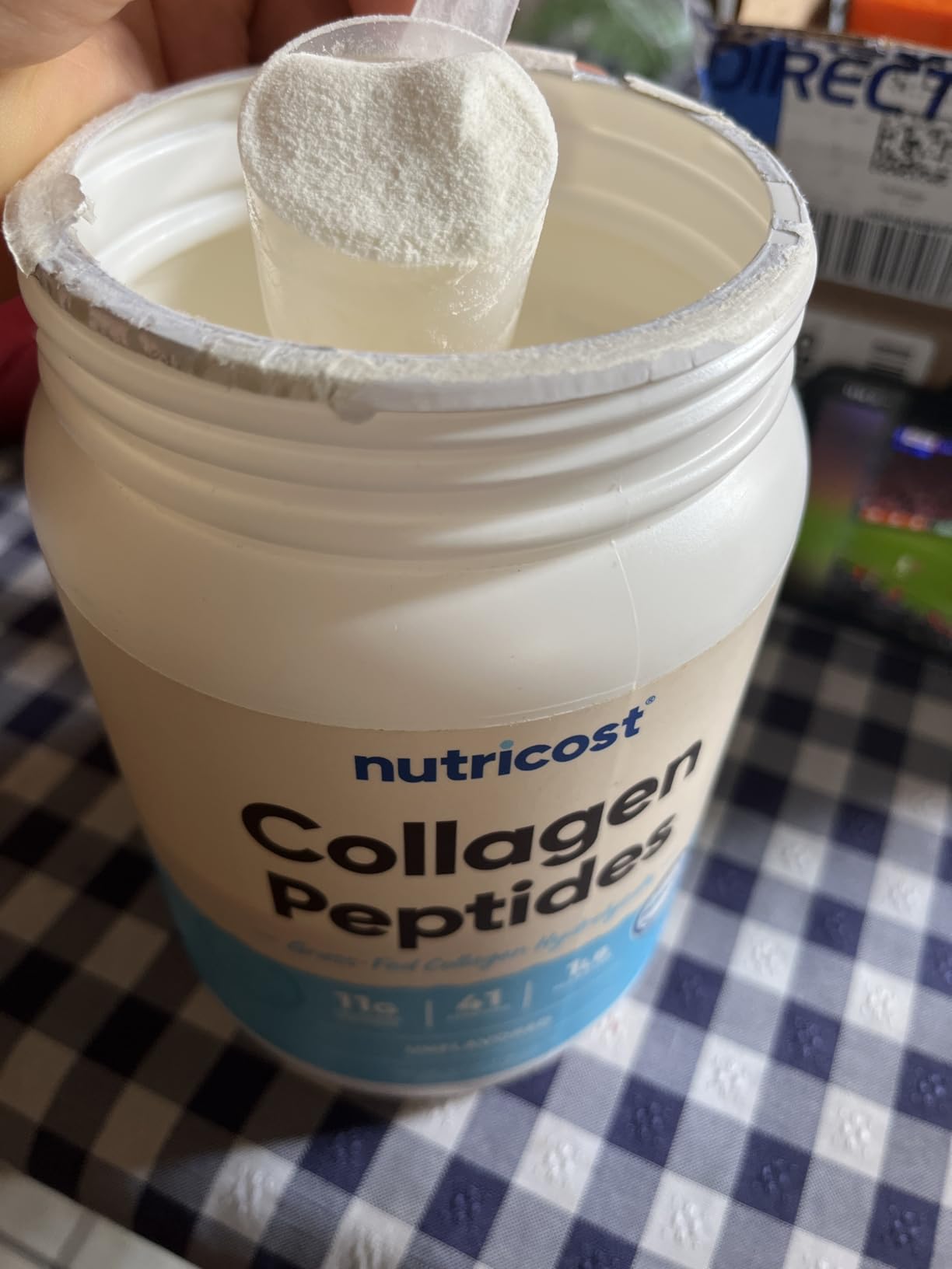 Nutricost Collagen Peptides Powder 1LB (454 G) - Grass Fed Bovine Collagen Hydrolysate (Unflavored) customer photo 2