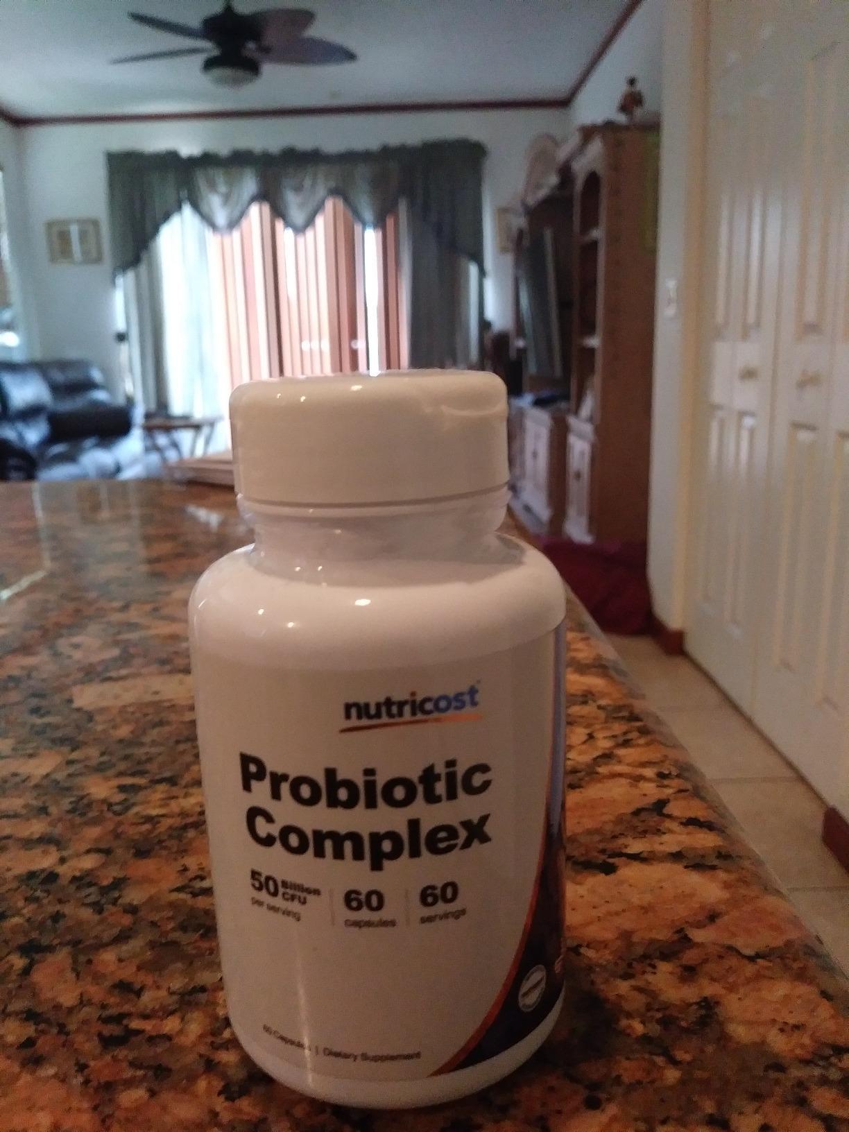 Nutricost Probiotic Complex - 50 Billion CFU, 60 Capsules - Probiotic for Men and Women - Vegetarian Capsules, Non-GMO, Gluten Free customer photo 2