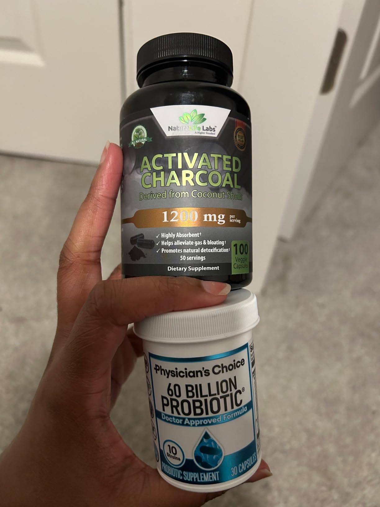 NaturaLife Labs Activated Charcoal 1200 mg per Serving - from Coconut Shells - 100 Veg Capsules - Non-GMO, Gluten-Free, Vegan customer photo 2
