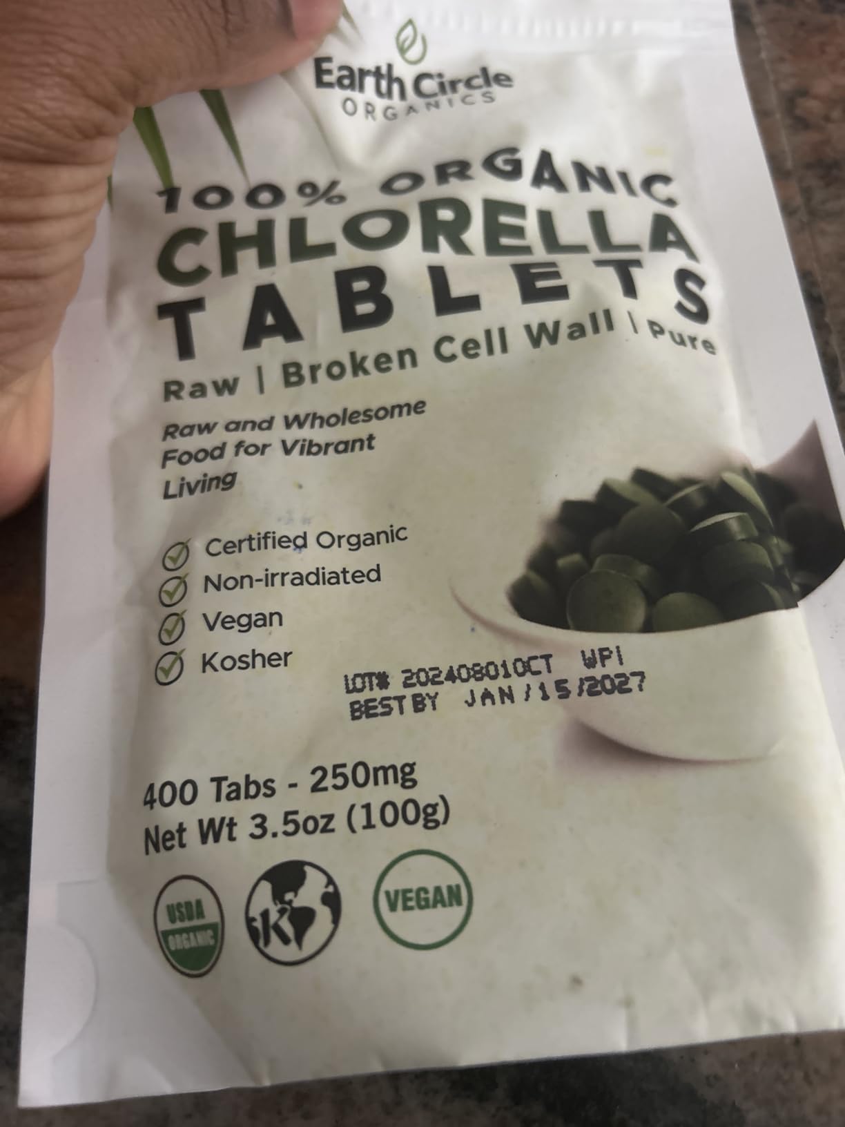 Organic Chlorella Tablets 400 Count | High Potency Superfood | Chlorophyll Pills from 100% Pure Green Algae | Broken Cell Wall for Maximum Absorption | Vegan, Kosher, Non-GMO | 4 Tabs per Day (1-Pack) customer photo 1