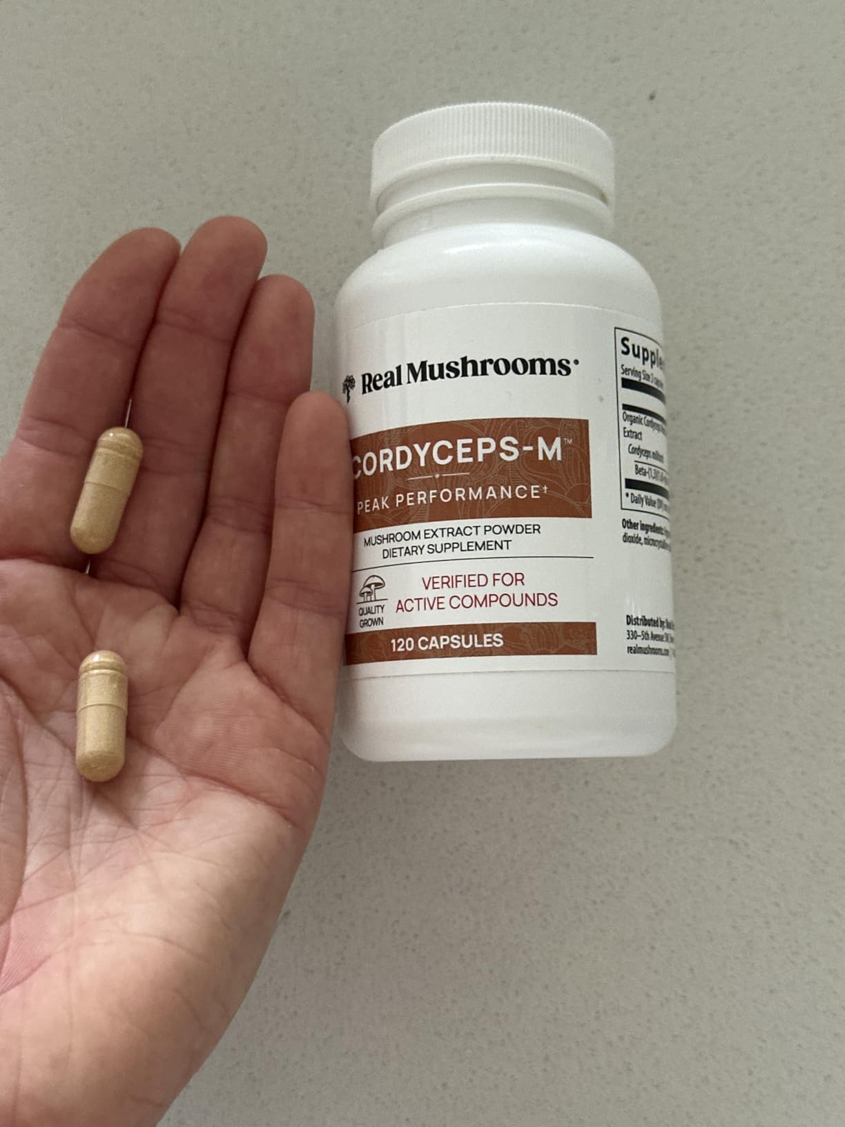 Real Mushrooms Supplement Capsules - Cordyceps Mushroom Powder Rich in Beta Glucans - Mushroom Pills Cordyceps for Energy and Performance - Vegan, Non-GMO, No Grain Fillers, 120 ct customer photo 1