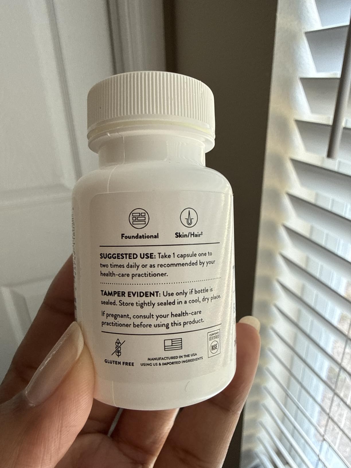 THORNE - Biotin - Vitamin B7 Supplement for Healthy Hair, Nails, Skin & Metabolism - Supports Nerve Health - Third-Party Certified - Gluten, Dairy & Soy-Free - 60 Capsules customer photo 1