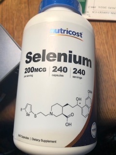Nutricost Selenium 200mcg, 240 Vegetarian Capsules, Non-GMO, Gluten Free L-Selenomethionine customer photo 1