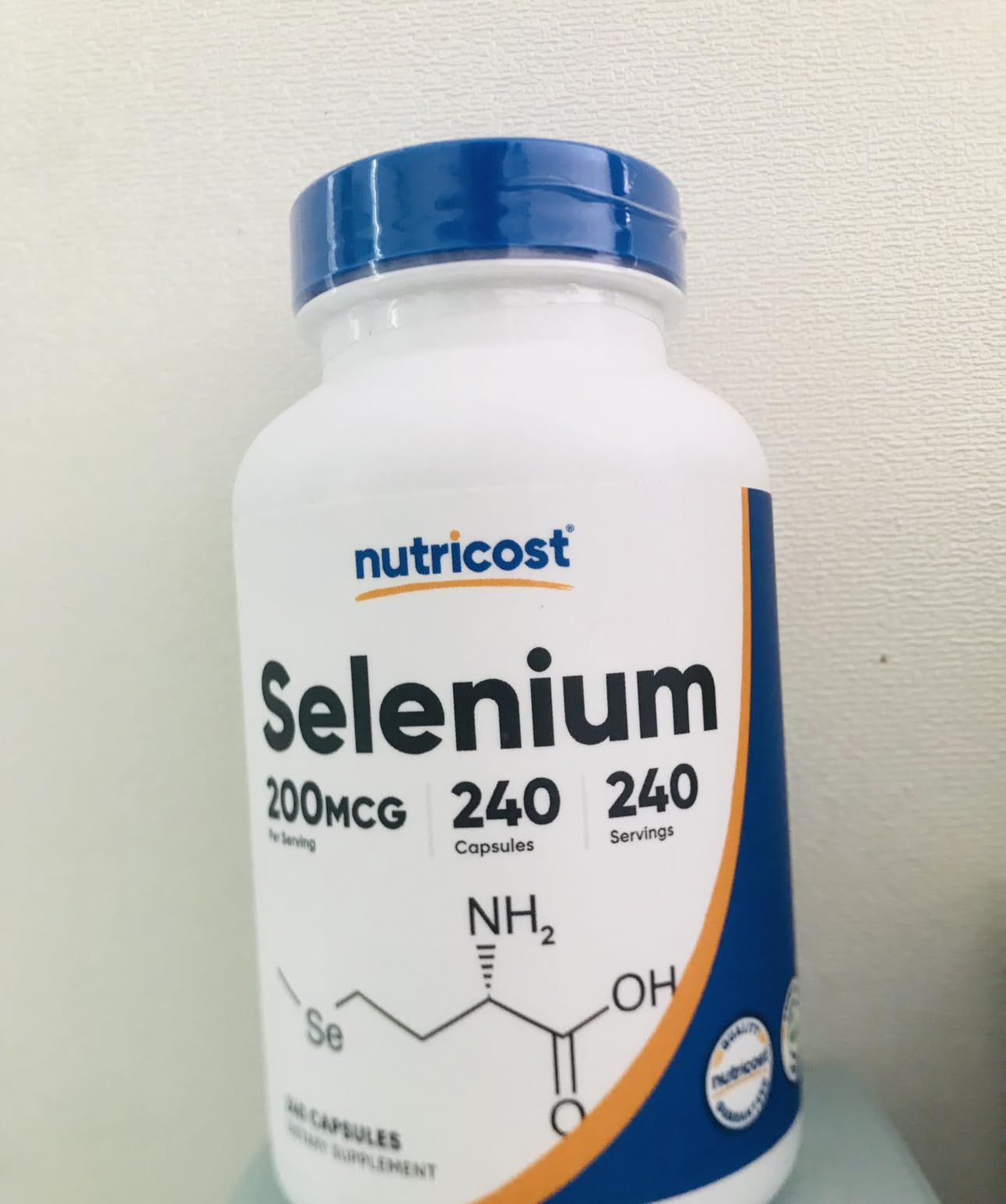 Nutricost Selenium 200mcg, 240 Vegetarian Capsules, Non-GMO, Gluten Free L-Selenomethionine customer photo 2