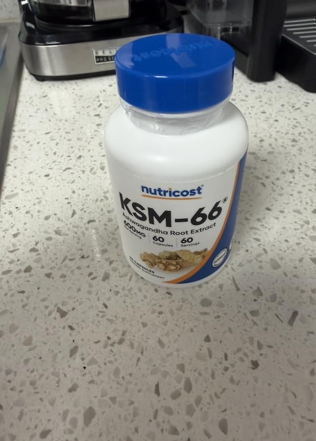 Nutricost KSM-66 Ashwagandha Root Extract 600mg, 60 Veggie Caps - 5% Withanolides - with BioPerine - Full-Spectrum Root Extract customer photo 1