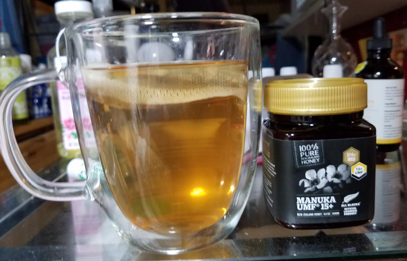 Manuka Honey UMF 20+ MGO 830+ 100% Pure New Zealand Raw & Unfiltered, Certified Award Winning, Silky Smooth Taste & Texture 8.8 Oz customer photo 2