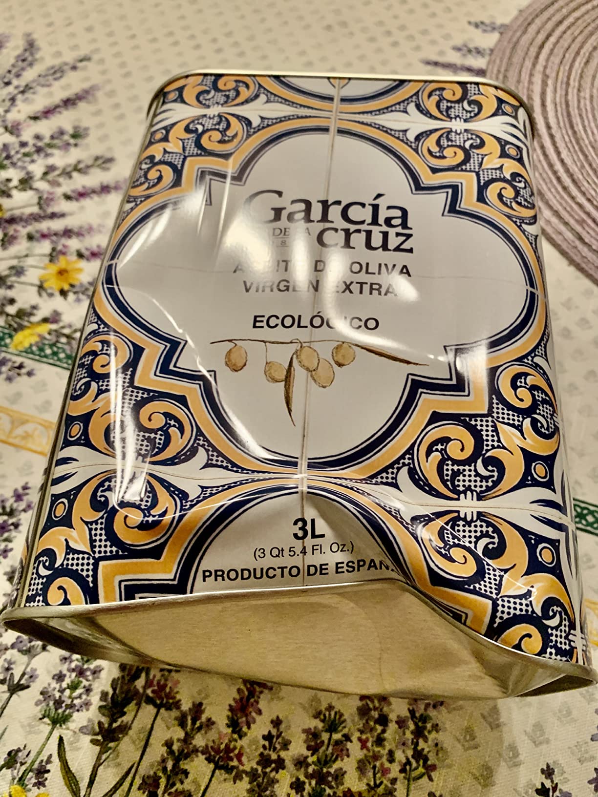 GARCÍA DE LA CRUZ - Organic Extra Virgin Olive Oil, Master Miller Premium Oil, Almond and Tomato Tones, Smooth Body, Sourced in Spain, Montes de Toledo, Glass Bottle - 500 ml customer photo 2