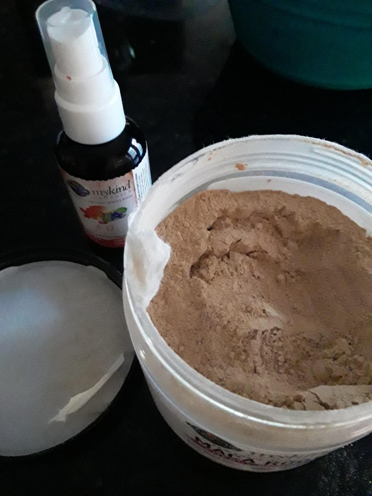 Garden of Life Organics Fair Trade Gelatinized Peruvian Maca Root Energy Boost 7.93 oz (225g) Powder with Probiotics, Certified Organic, Non-GMO, Vegan & Gluten Free Herbal Supplements customer photo 1