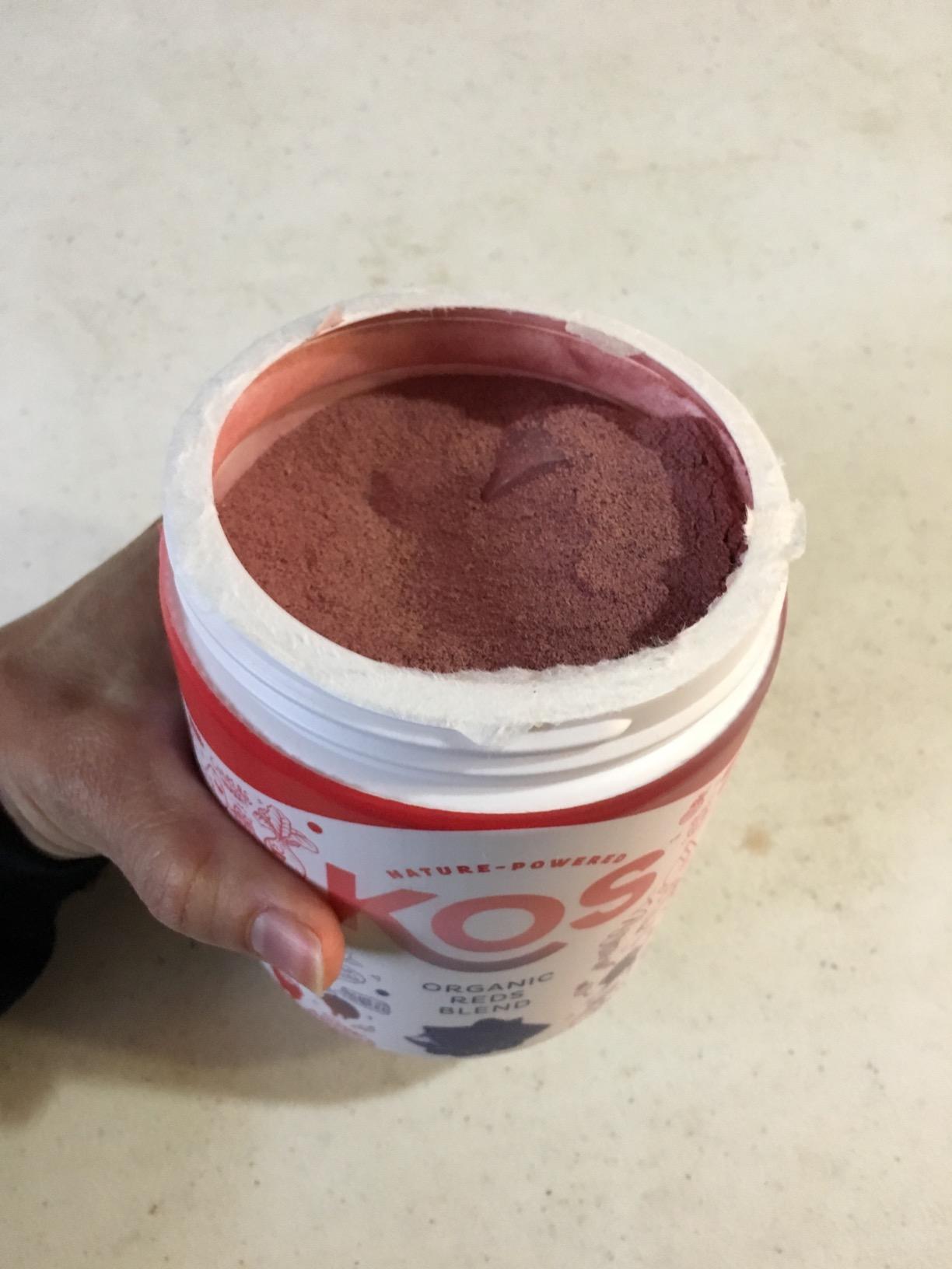 KOS Reds Superfood Powder for Antioxidants - USDA Certified Organic Beet Root, Goji Berries, Acai, Pomegranate, Coconut Water & Digestion Enzymes - Goji Berry Popsicle Flavor Juice Mix - 28 Servings customer photo 1