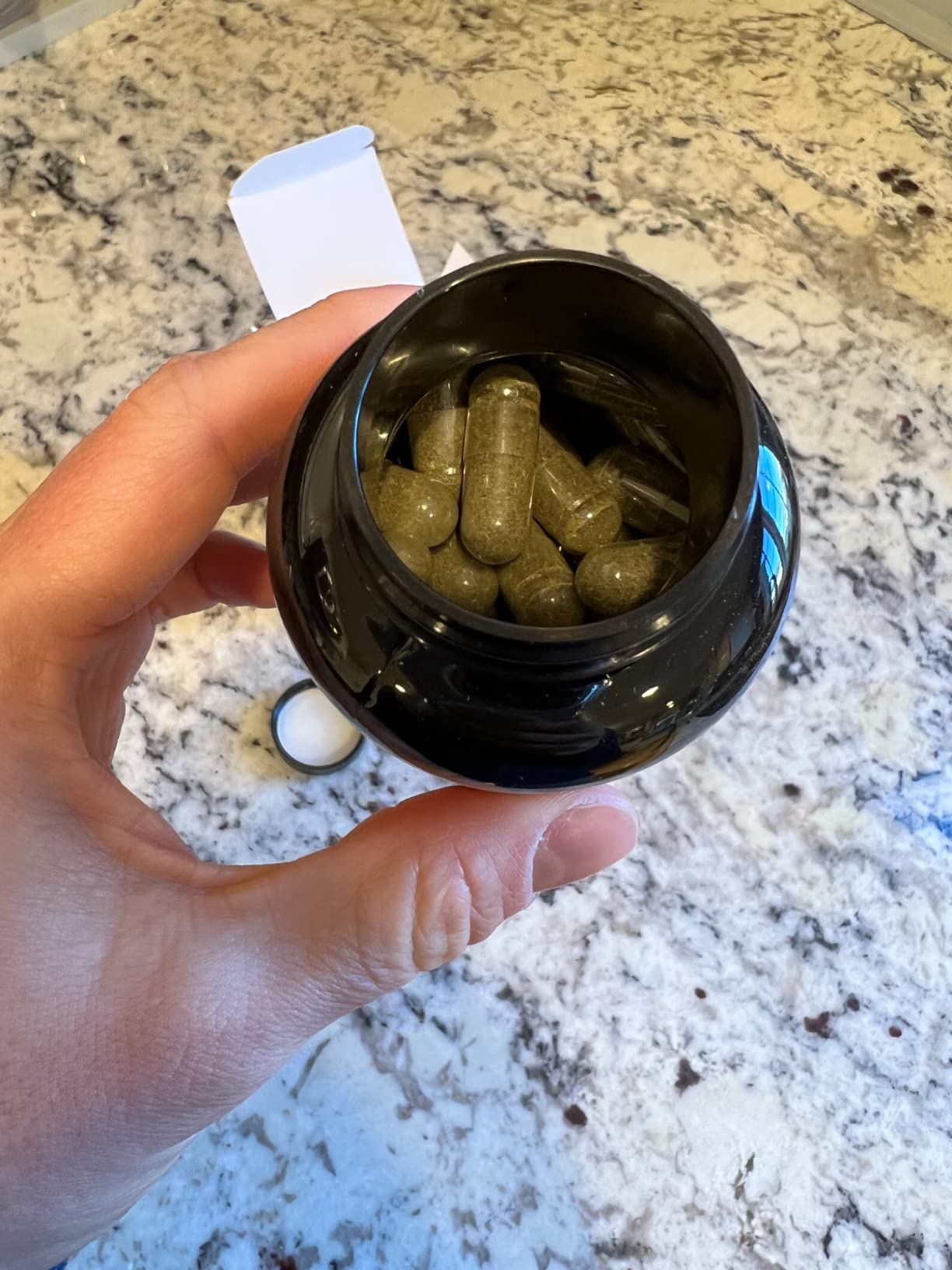 HERBAMAMA Spearmint Capsules - 1000 mg Spearmint Leaf Capsules for Digestive Support - Vegan, Non-GMO Digestive & Skin Supplement - 50-Day Supply customer photo 2