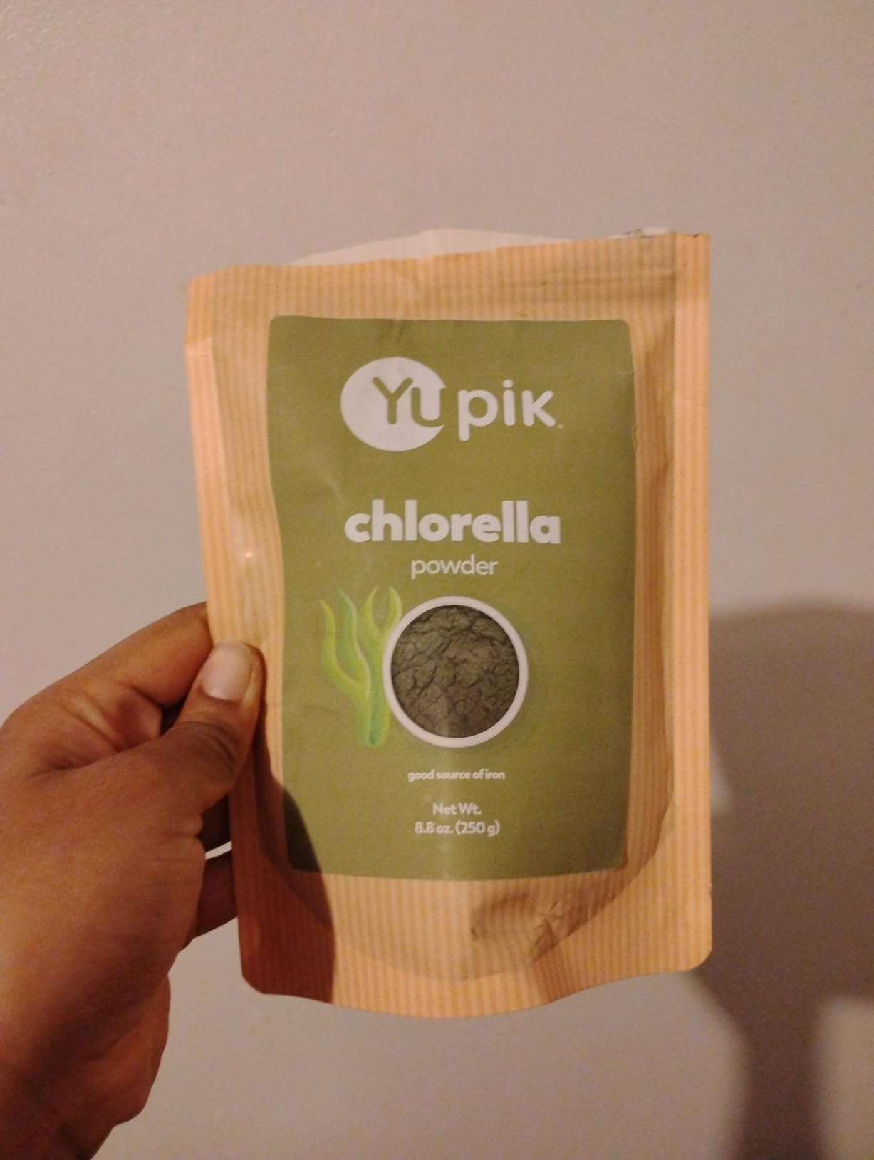 Yupik Chlorella Powder 8.8 oz, Superfood, Kosher, Gluten-Free, Rich in Chlorophyll, Antioxidants, Protein, Iron, Heavy Metal Detoxifier customer photo 1