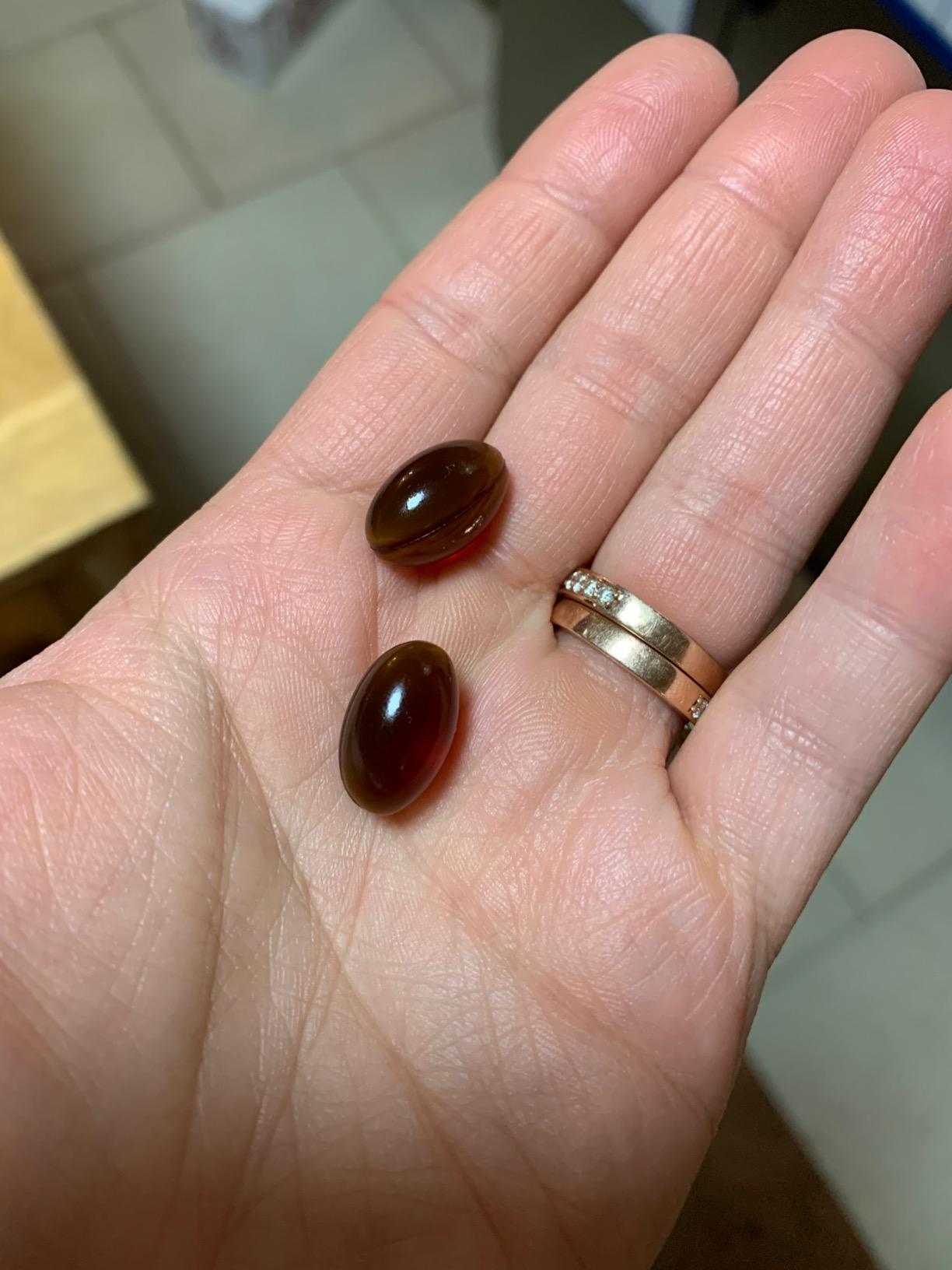 Igennus Vegan Omega-3 Natural Algae Oil, DHA & EPA, Certified Pure, Plant Based Fatty Acid Supplement, with Astaxanthin Antioxidant, 60 Small Softgels, 2 per Day, 30 Servings customer photo 2