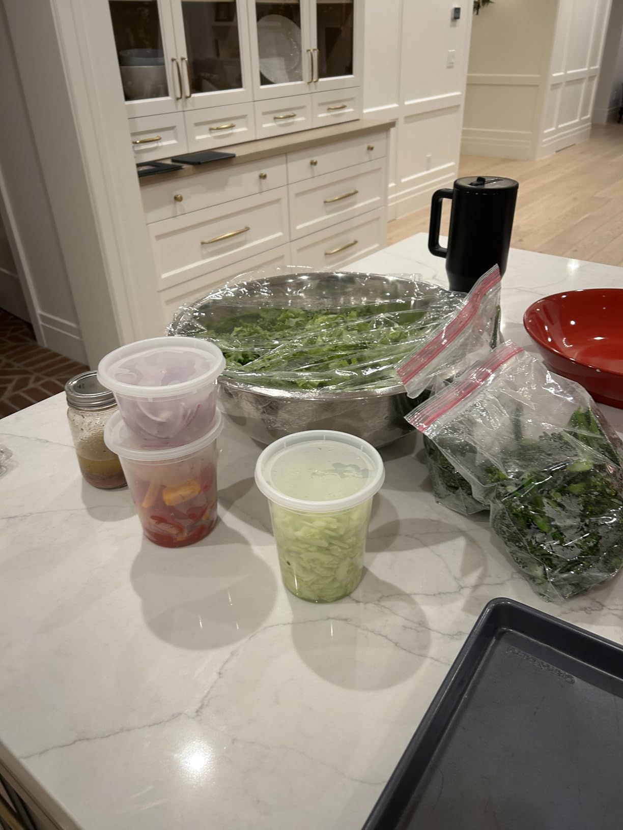 Freshware Food Storage Containers [50 Set] 16 oz Plastic Deli Containers with Lids, Slime, Soup, Meal Prep Containers | BPA Free | Stackable | Leakproof | Microwave/Dishwasher/Freezer Safe customer photo 1