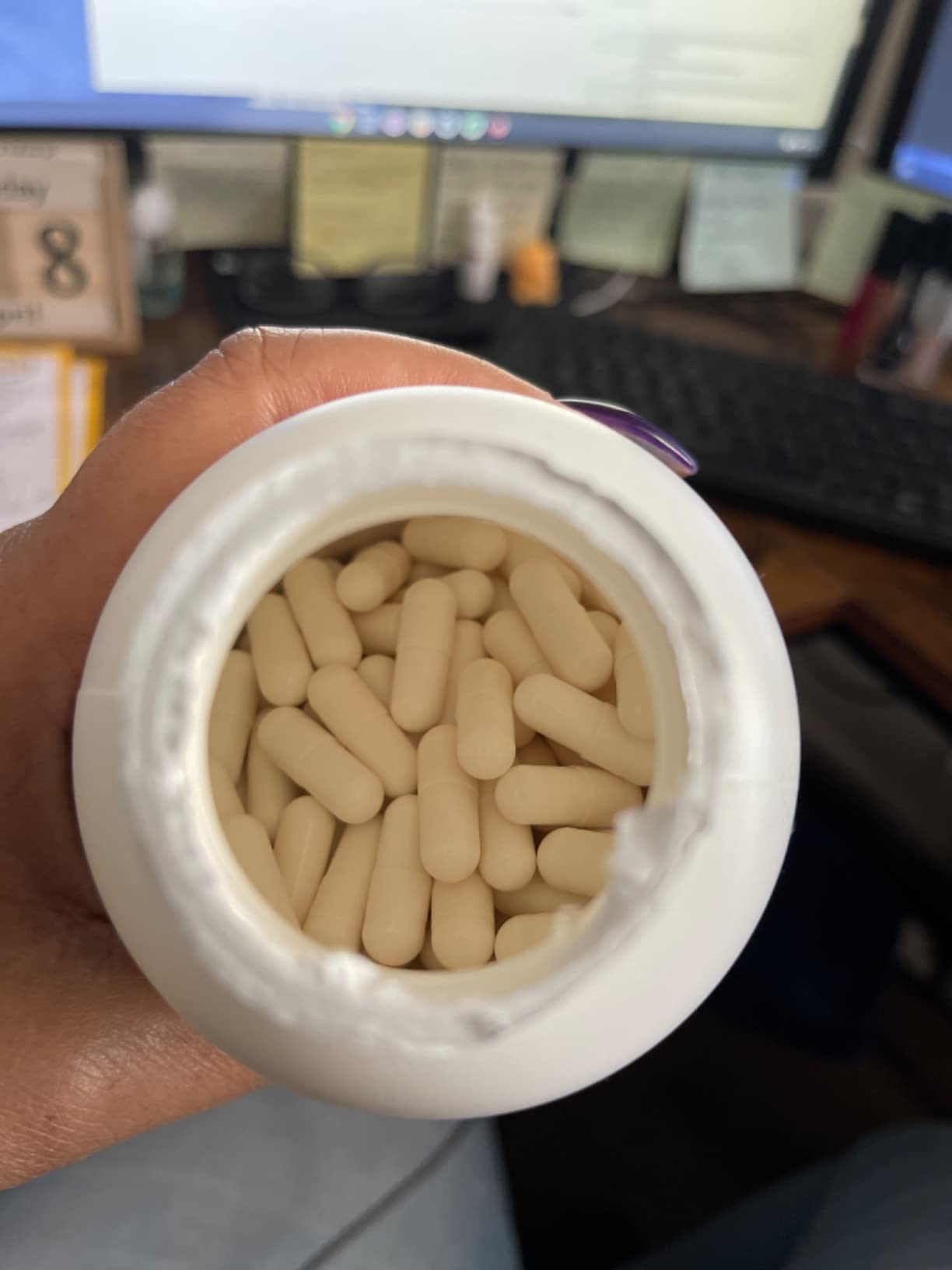WELMATE Saccharomyces Boulardii 500mg Probiotic 200 Capsules, 10 Billion CFU, 100 Day Supply - Gut Health, Digestive and Immune Support - Shelf Stable, Vegan, Gluten Free, Non-GMO customer photo 2