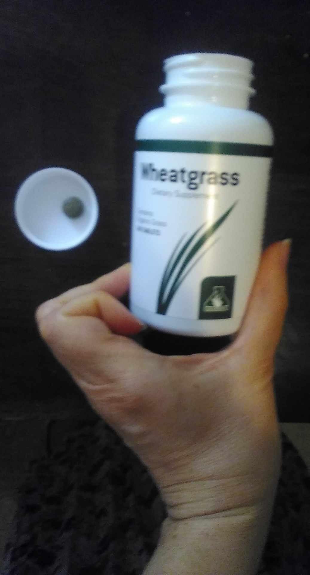 Graminex Wheatgrass Tablets - Natural Immunity, Anti-Aging Support, Boosts Energy, Wellness - Amino Acids, Vitamins, Minerals, Antioxidants Greens Superfood Supplement - 240 Non-GMO Tabs customer photo 1