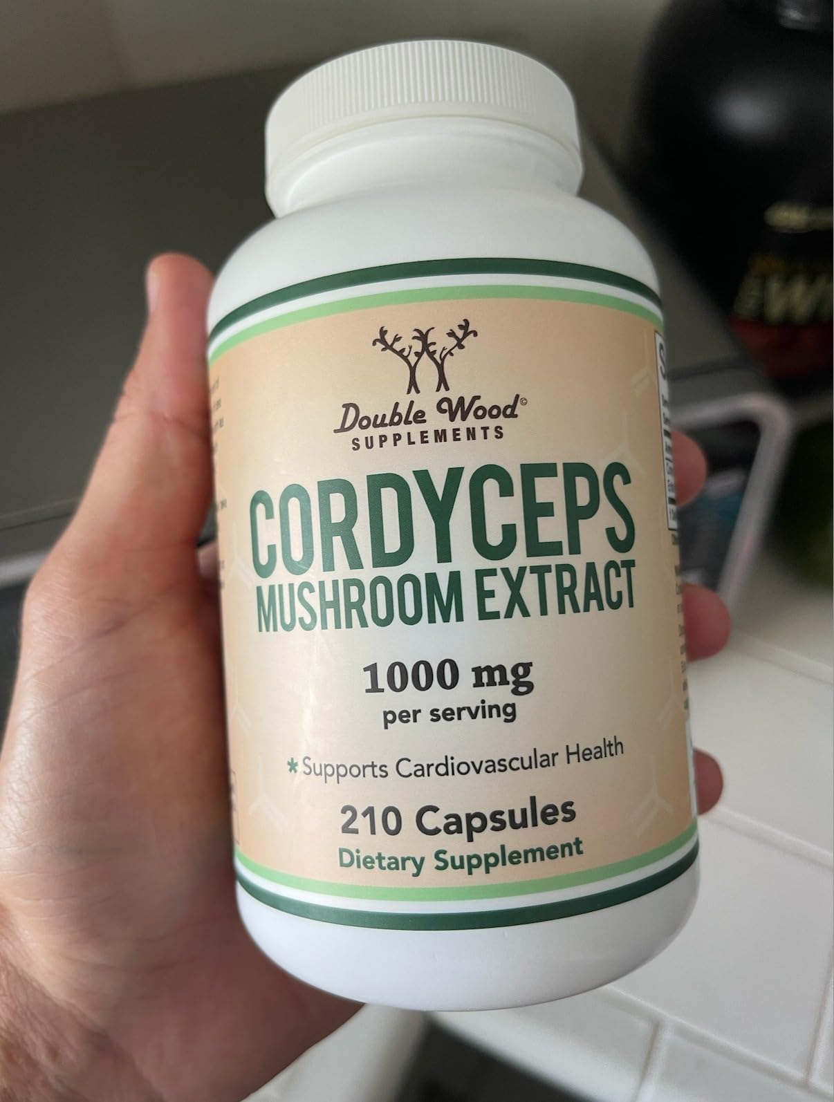 Cordyceps Capsules (Cordyceps Sinensis Mushroom Extract) 210 Count, 3.5 Month Supply, 1,000MG (7% Polysaccharides with Alpha and Beta Glucans) Overall and Aging Support by Double Wood customer photo 1