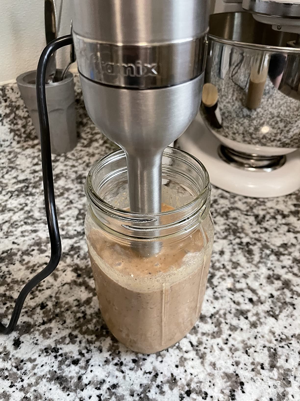 Vitamix 5-Speed Immersion Blender, Professional-Grade Hand Blender with 625-Watt Motor and Stainless-Steel Blade, Stainless Steel/Black customer photo 2