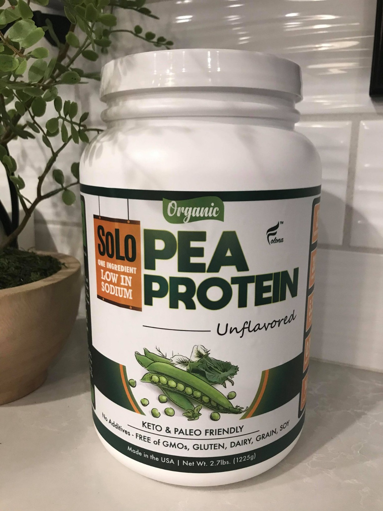 SOLO Organic Pea Protein Isolate, Low in Sodium, Canada Grown Peas, 100% Vegan, Non-GMO, Unflavored Plant Based Protein Powder with BCAA, Keto & Paleo Friendly, Easy to Digest, No Additives (2.7 lbs) customer photo 2
